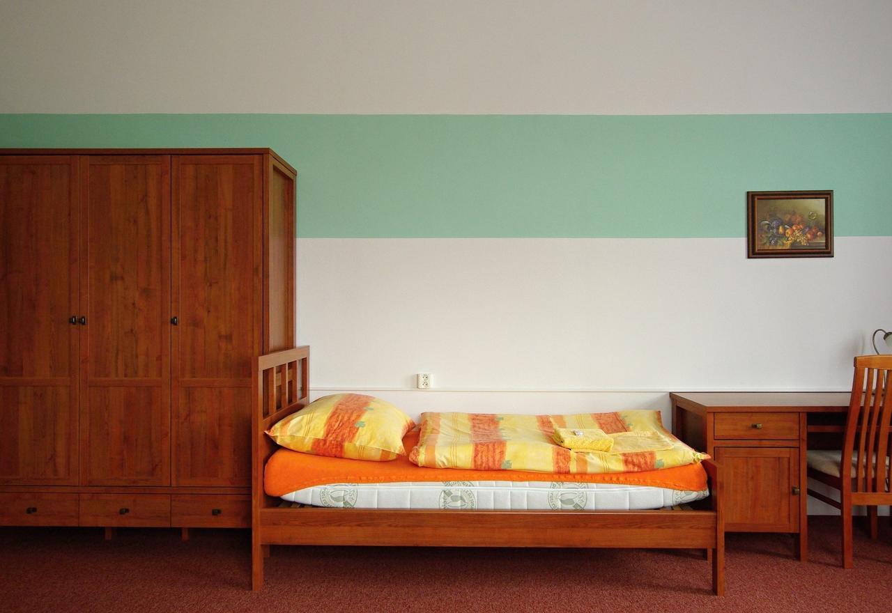 Hotel Koleje Zamecek Lednice Zewnętrze zdjęcie